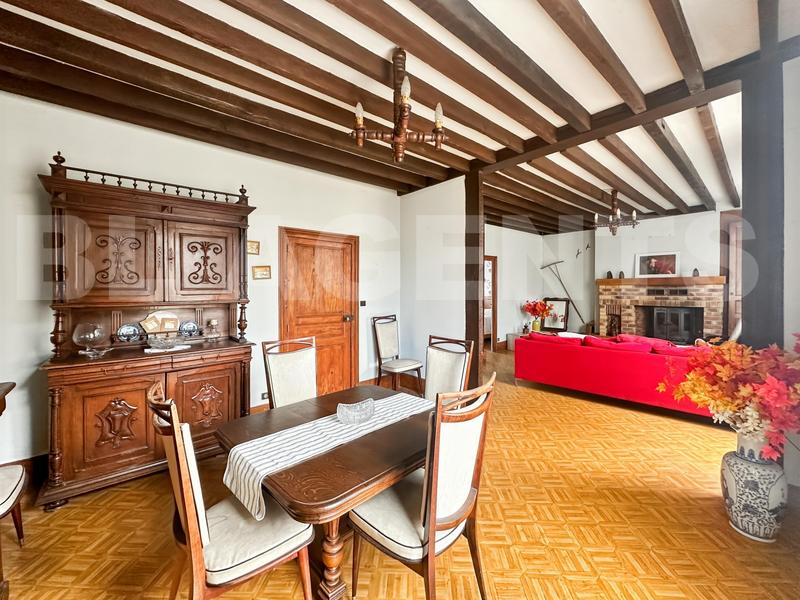 Maison - 108 m² - 5 pièces