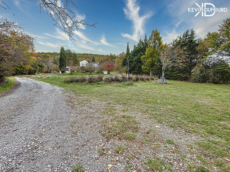 Mas - 160 m² - 9 pièces