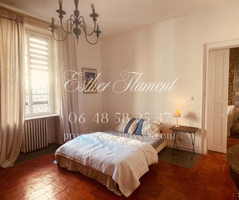 Maison - 213 m² - 6 pièces