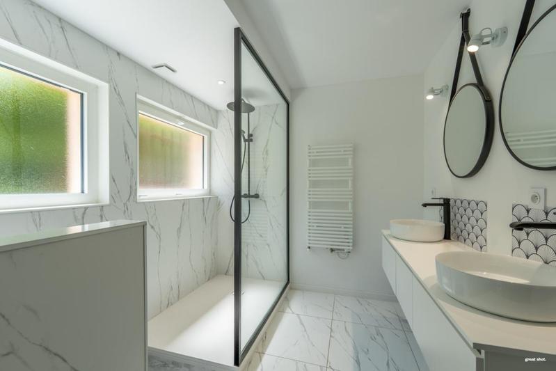 Maison - 200 m² - 5 pièces