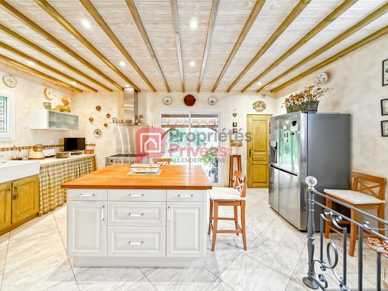 Maison - 160 m² - 5 pièces