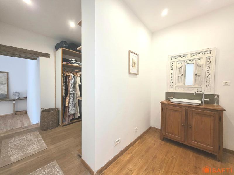 Maison de village - 210 m² - 7 pièces