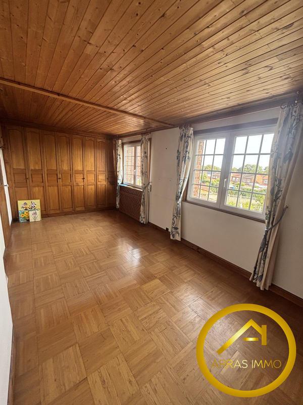 Maison - 77 m² - 4 pièces