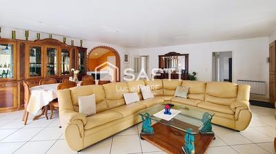 Maison - 118 m² - 4 pièces