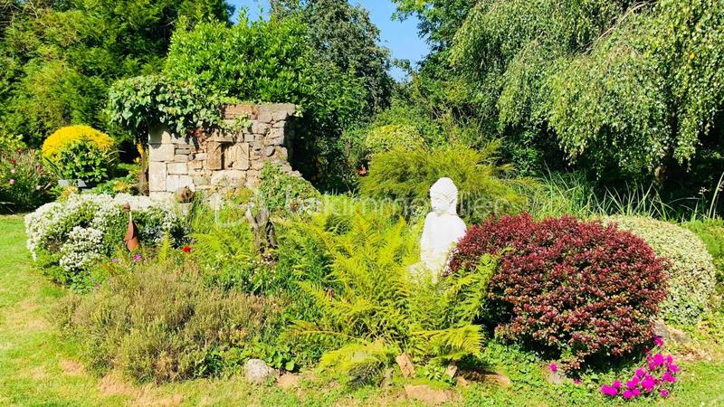 Propriété - 184 m² - 7 pièces