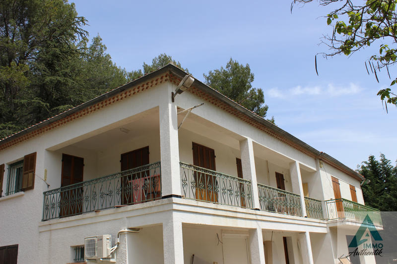 Appartement - 108 m² - 5 pièces