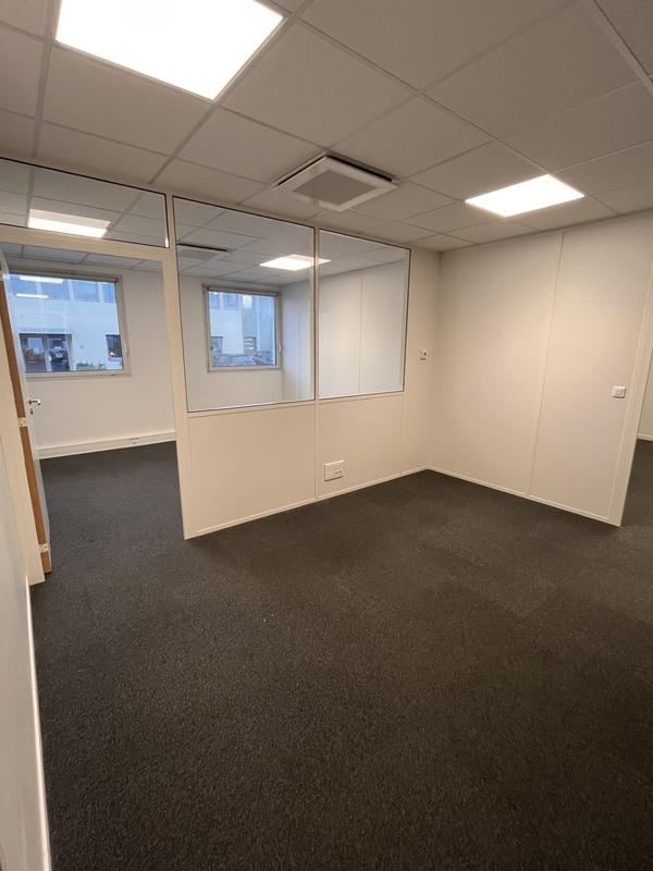 Bureau - 210 m²