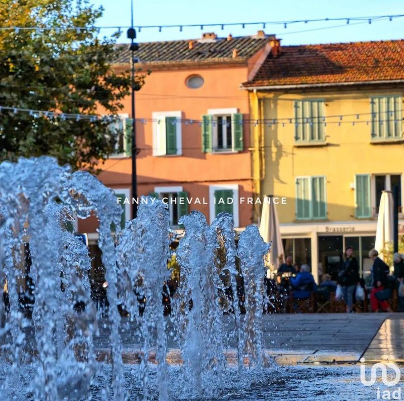 Local commercial - 72 m² - 5 pièces