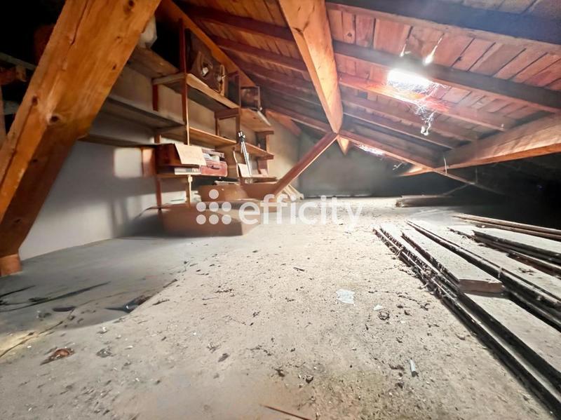 Maison - 138 m² - 6 pièces