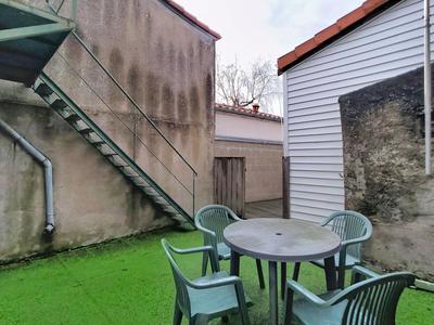 Immeuble - 67 m² - 6 pièces