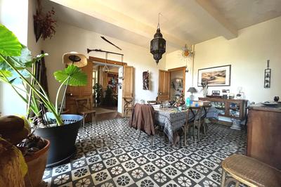 Maison - 433 m² - 10 pièces