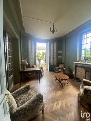 Maison - 344 m² - 7 pièces