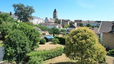 Maison - 105 m² - 4 pièces