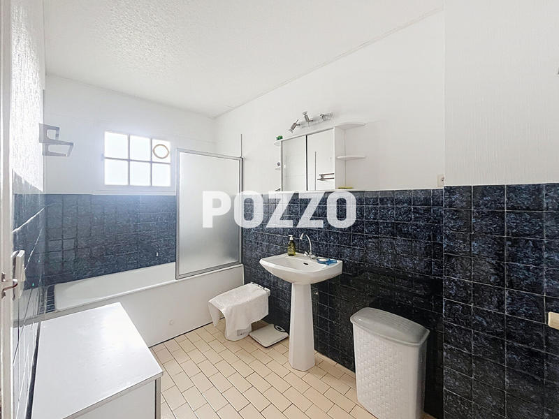 Maison - 142 m² - 6 pièces