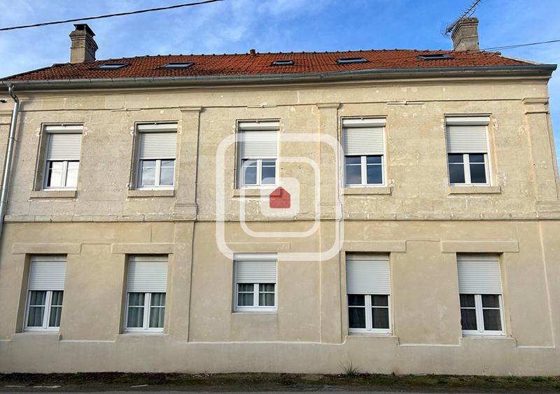 Maison - 211 m² - 8 pièces