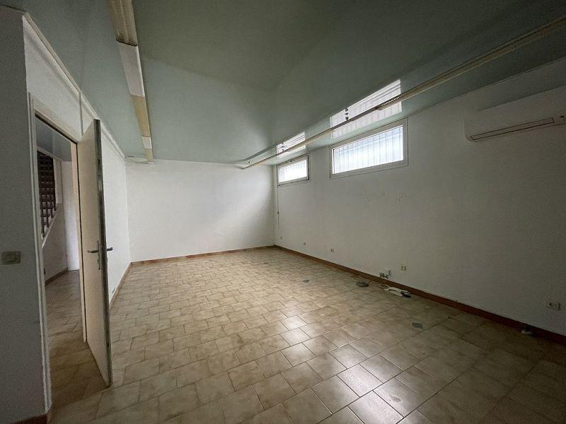 Local commercial - 35 m² - 1 pièce