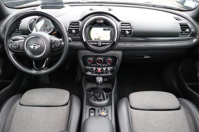 Mini Clubman F54 Cooper 136 ch Finition Chili