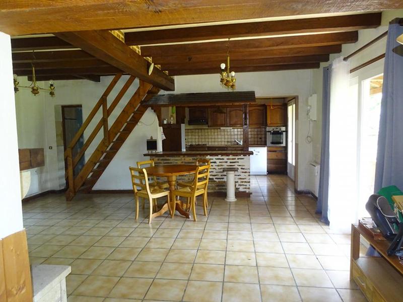 Maison - 84 m² - 5 pièces