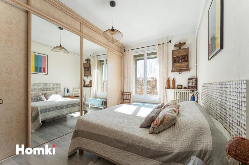 Appartement - 80 m² - 4 pièces