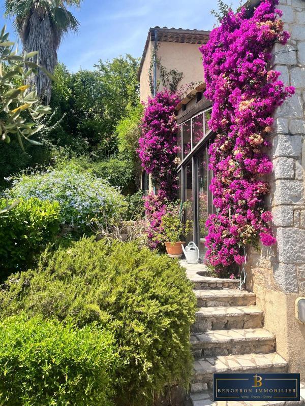 Villa - 197 m² - 8 pièces