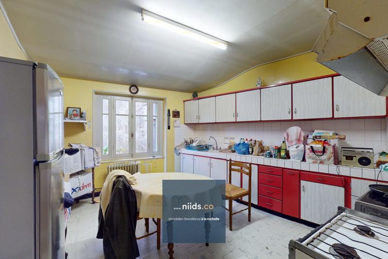 Maison ancienne - 151 m² - 6 pièces