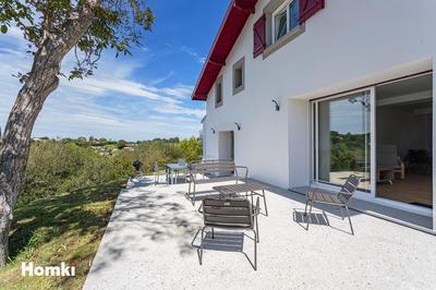 Maison - 160 m² - 7 pièces