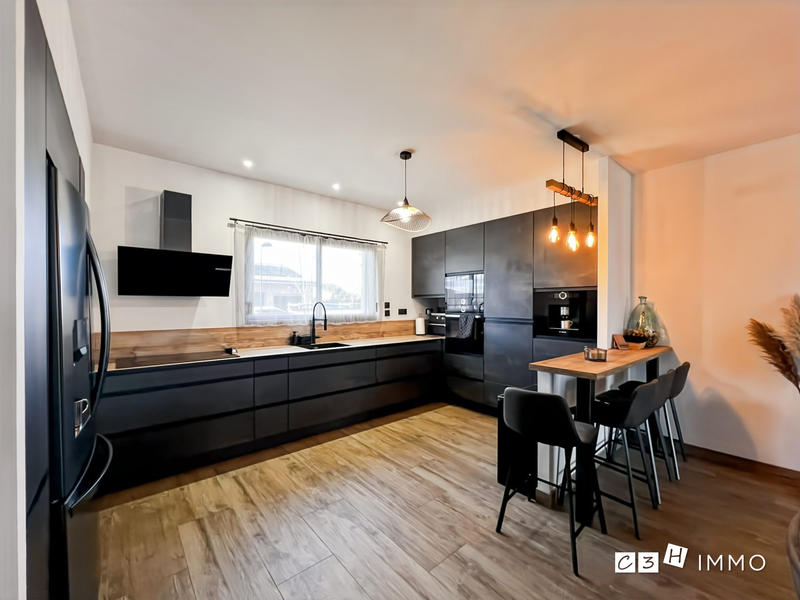 Maison contemporaine - 140 m² - 5 pièces