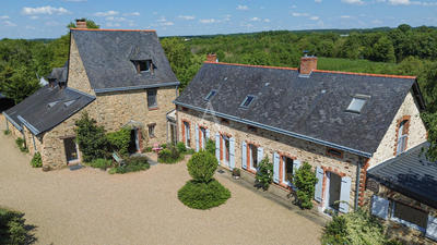 Maison - 400 m² - 18 pièces