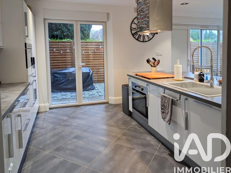 Maison - 85 m² - 4 pièces