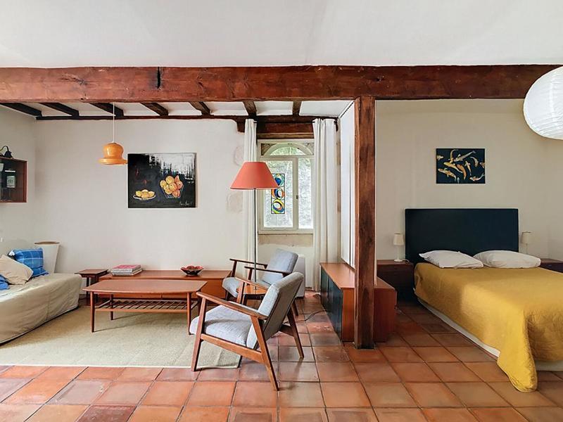 Maison - 470 m² - 20 pièces