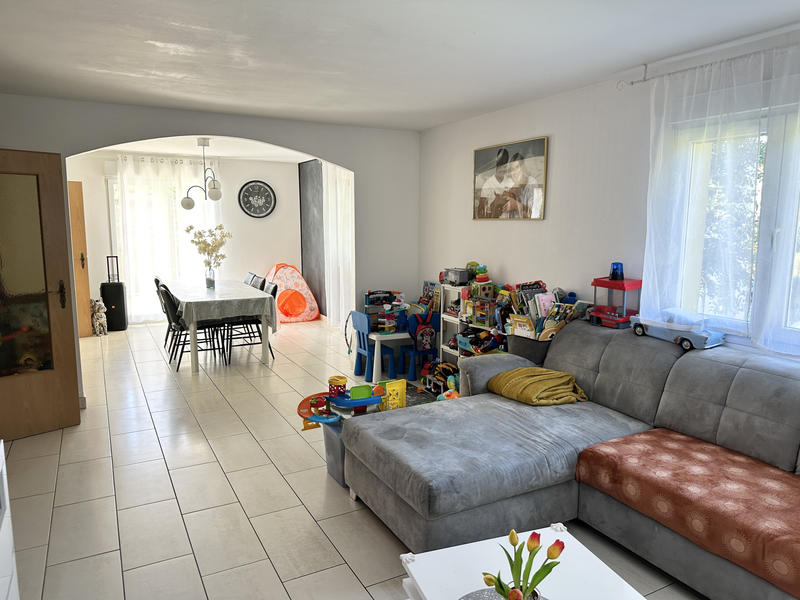 Maison - 140 m² - 6 pièces