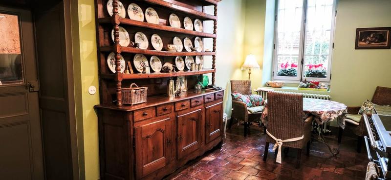 Demeure - 345 m² - 9 pièces