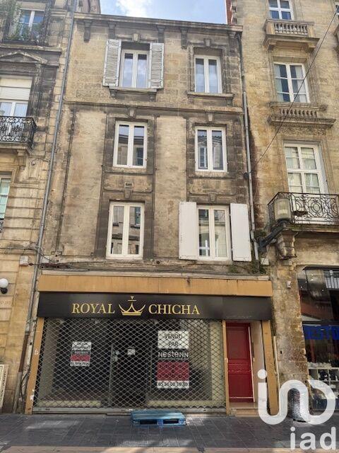 Studio - 30 m² - 1 pièce