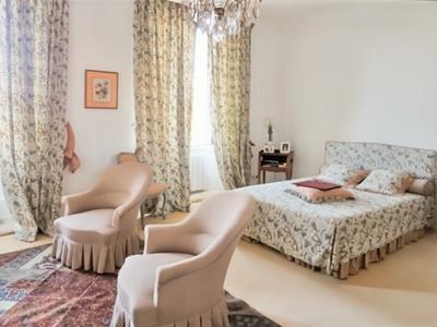 Appartement bourgeois - 162 m² - 5 pièces