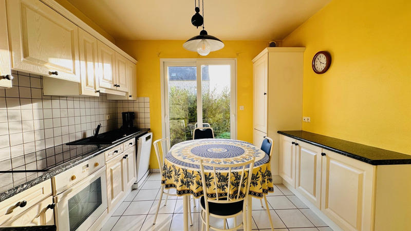 Maison - 121 m² - 6 pièces