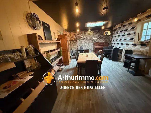 Magasins - 255 m² - 3 pièces