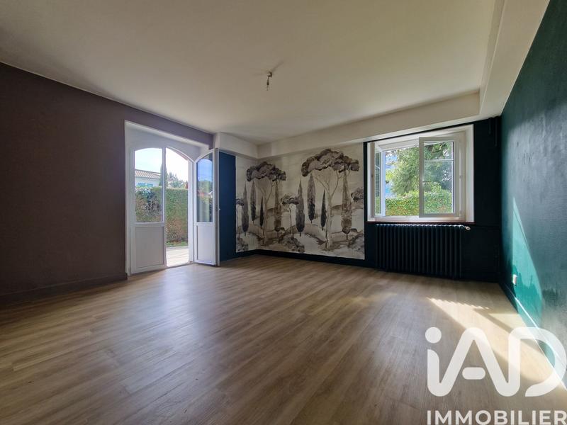 Maison - 250 m² - 9 pièces