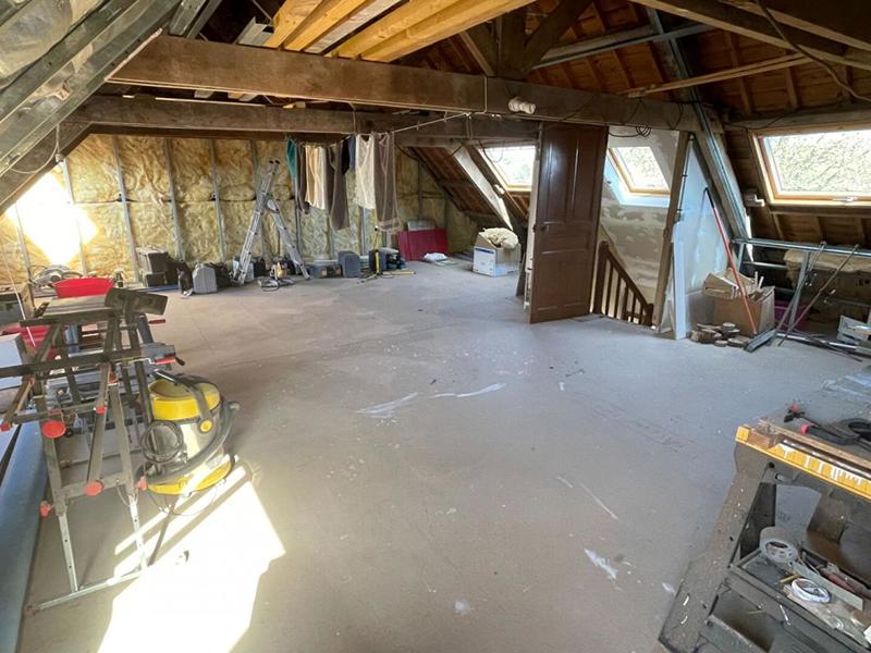 Maison - 310 m² - 9 pièces