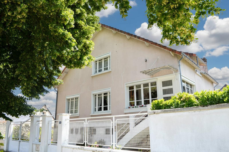 Maison - 157 m² - 7 pièces