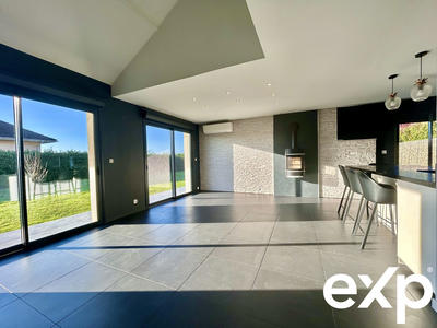 Maison - 120 m² - 5 pièces