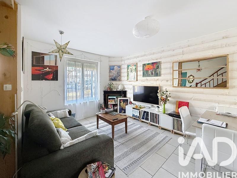 Maison - 95 m² - 4 pièces