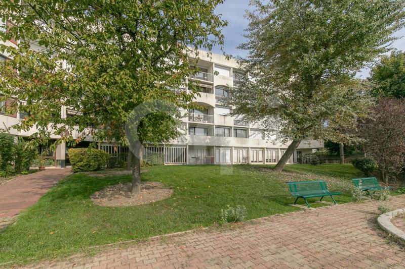 Appartement - 75 m² - 4 pièces