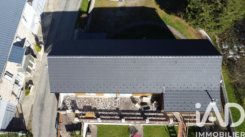 Maison - 300 m² - 15 pièces