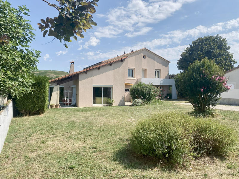 Maison - 170 m² - 6 pièces