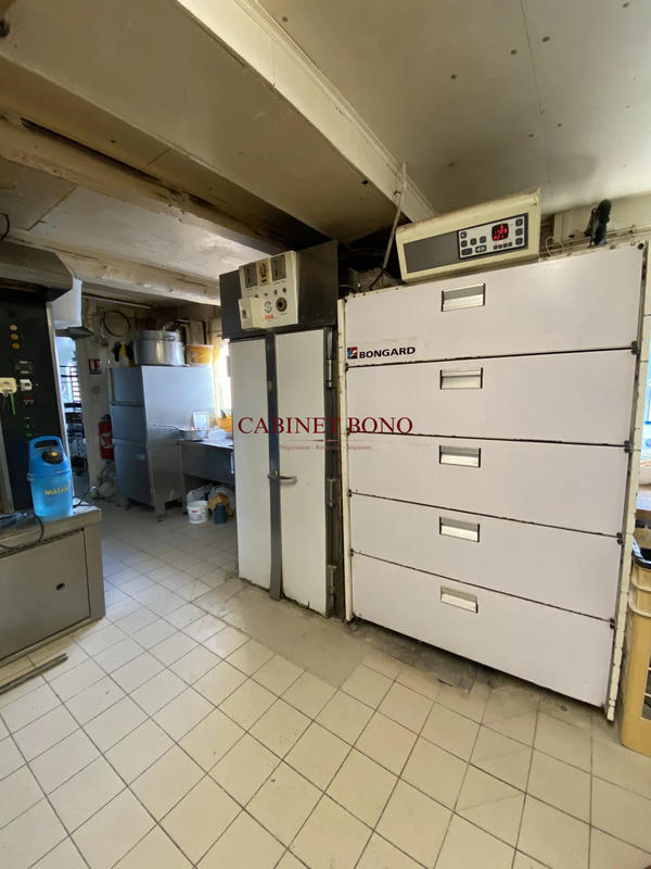 Fonds de commerce - 150 m²