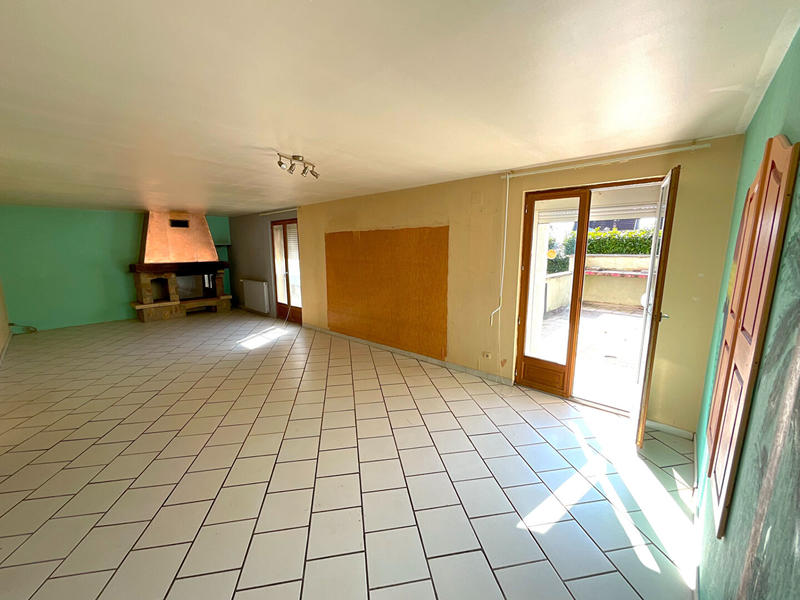 Maison - 220 m² - 7 pièces