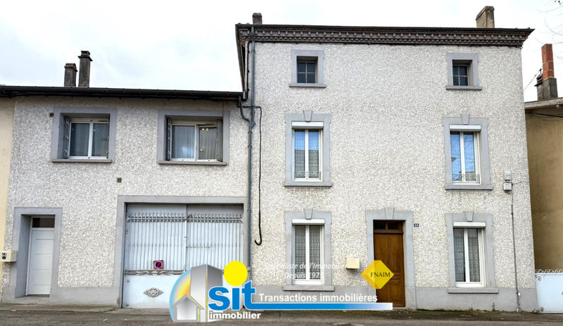 Maison - 247 m² - 10 pièces