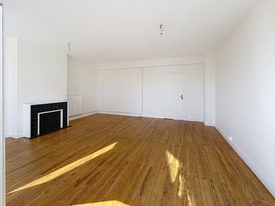 Appartement - 82 m² - 3 pièces