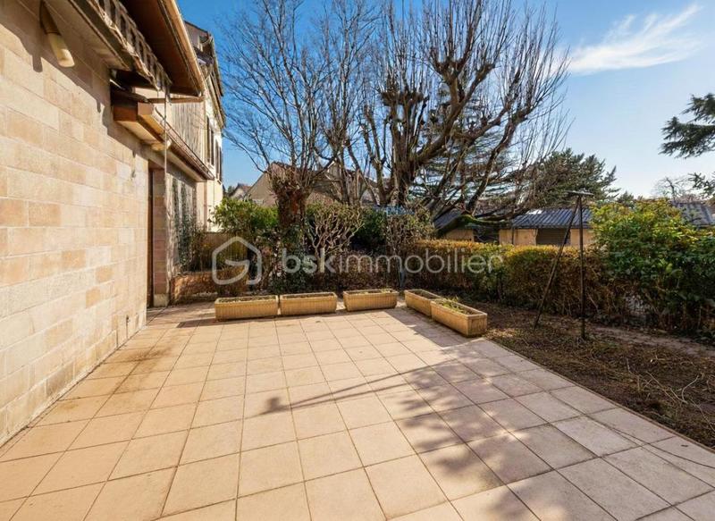 Maison de ville - 100 m² - 5 pièces