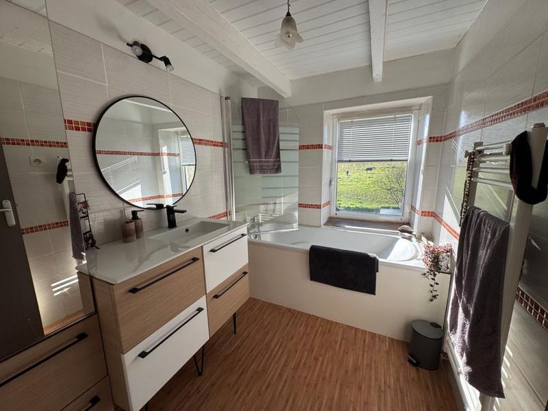 Maison - 136 m² - 5 pièces